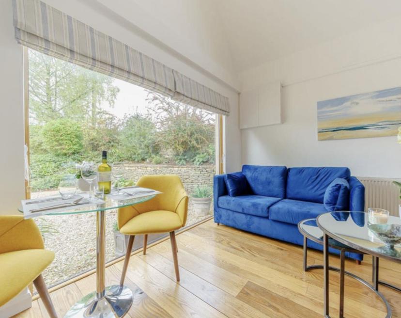 Apartmán The Liss @ Piper House Cheltenham Exteriér fotografie